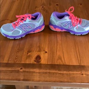 Girls New Balance shoes never worn